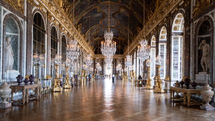 &nbsp;Peu de visiteurs au château&nbsp;de Versailles, qui ouvre ses portes&nbsp;en jauge réduite&nbsp;du fait des mesures sanitaires mises en place pour lutter contre l'épidémie&nbsp;de covid19. Photo prise le11 septembre 2020 (ADRIEN NOWAK / HANS LUCAS)