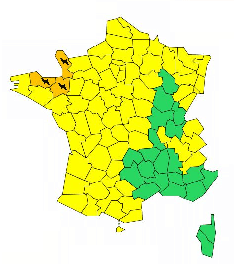 Trois départements ont été placés en vigilance orange aux orages par Météo France, mardi 18 juillet 2017. (METEO FRANCE)