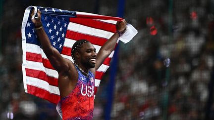 Noah Lyles, le dimanche 4 août, à Paris. (JEWEL SAMAD / AFP)