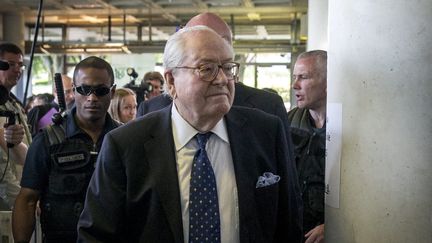 L'eurod&eacute;put&eacute; Jean-Marie Le Pen, au tribunal de Nanterre (Hauts-de-Seine), le 12 juin 2015. (MAXPPP)