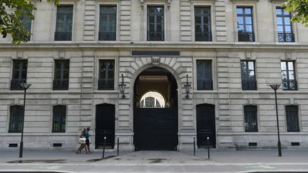 Le bâtiment du 11 quai Branly, à Paris, dépendance de l'Elysée où devait être logé Alexandre Benalla, ici le 21 juillet 2018. (ALAIN JOCARD / AFP)