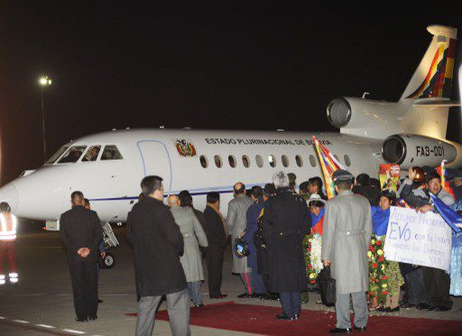 L'avion d'Evo Morales a finalement pu se poser à La Paz le 3 juillet (AFP PHOTO/JORGE BERNAL)