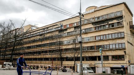 Le bâtiment Narkomfin en cours de restauration à Moscou (7 avril 2018)
 (Maxim Zmeyev / AFP)