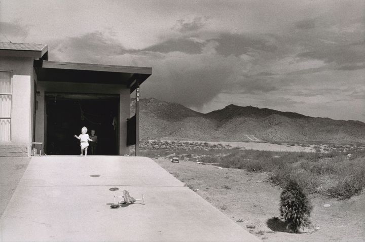 Garry Winogrand, Albuquerque, New Mexico, 1958 (1957 ?) The Museum of Modern Art, New York
 (The Estate of Garry Winogrand, courtesy Fraenkel Gallery, San Francisco)