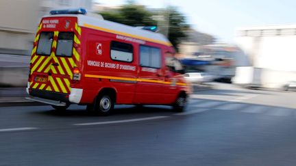  (Un homme tué par balles retrouvé dans une voiture calcinée à Marseille © MaxPPP)