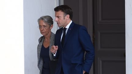 La Première ministre Elisabeth Borne et le président de la République Emmanuel Macron à l'Elysée, le 23 mai 2022. (JOSSELIN CLAIR / MAXPPP)