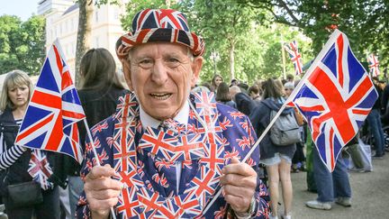 Un Anglais assistant aux cérémonies du jubilé de platine d'Elizabeth II, le 2 juin 2022 à Londres (Royaume-Uni) (CHRISTINE ONGSIEK / AVALON / MAXPPP)