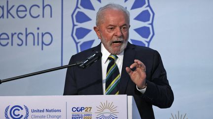 Le président brésilien Lula à la COP27 à Charm el-Sheikh (Egypte), le 16 novembre 2022. (AHMAD GHARABLI / AFP)