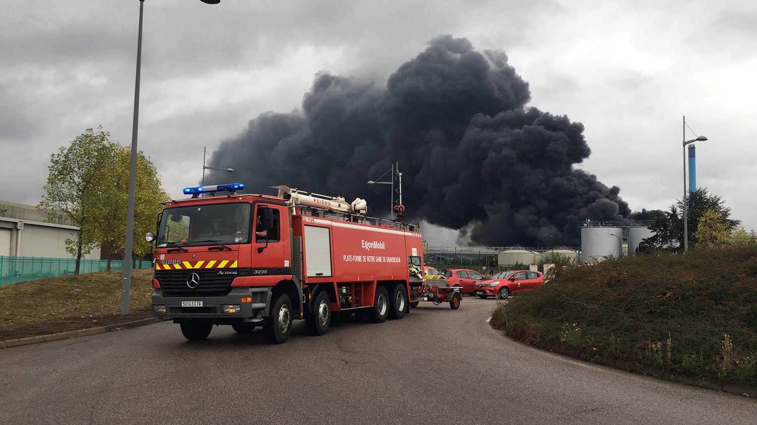 "On Fait Attention Au Sur-accident" : Comment Les Pompiers ...