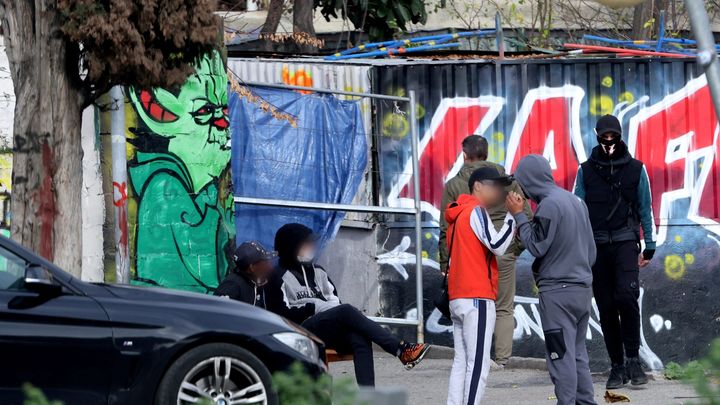 Une fresque avec le personnage Yoda de la saga "Star Wars" dans la cité de La Paternelle, à Marseille (Bouches-du-Rhône), le 3 janvier 2023. (DAVID ROSSI / LA PROVENCE / MAXPPP)