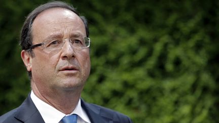 Le pr&eacute;sident Fran&ccedil;ois Hollande &agrave; Marly-le-Roi, pr&egrave;s de Paris, le 8 ao&ucirc;t 2013. (CHRISTIAN HARTMANN / AFP)