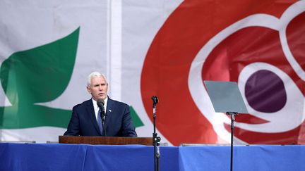 Le vice-président américain, Mike Pence, lors de la "Marche pour la vie" à Washington, vendredi 27 janvier 2017. (CHIP SOMODEVILLA / GETTY IMAGES NORTH AMERICA)