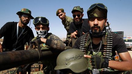 Des combattants de l'auto-proclamée Armée nationale libyenne&nbsp;(LNA), les forces de l'Est libyen, le 18 juin 2020. (ABDULLAH DOMA / AFP)