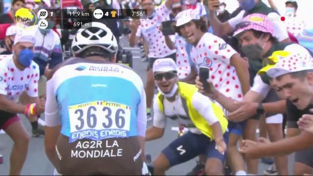 Tour de France : une foule compacte au sommet du col de Peyresourde