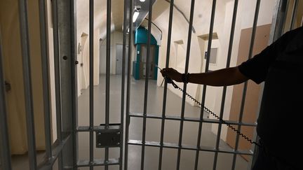 L'entrée du&nbsp;quartier de prise en charge de la radicalisation, à la prison de la Santé, à Paris, le 12 juillet 2019. (DOMINIQUE FAGET / AFP)