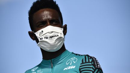 Kevin Reza, comme le reste du peloton du Tour de France 2020, a participé à l'opération #NoToRacism. (MARCO BERTORELLO / POOL)