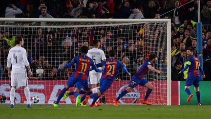 Sergi Roberto célèbre son but lors de la victoire (6-1) du FC Barcelone sur le Paris Saint-Germain le 8 mars 2017 (JOSEP LAGO / AFP)