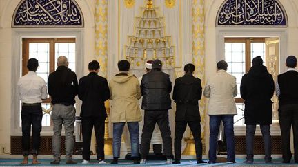 La mosquée de Tokyo est ouverte au public lors des cinq prières quotidiennes (25 janvier 2015). (David Mareuil / Agence Anadolu)