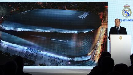 Le Real Madrid veut couvrir le stade Santiago Bernabeu (JAVIER SORIANO / AFP)