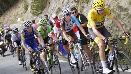 Froome, Bardet, Uran et Dan Martin dans la montée de l'Izoard. (DE WAELE TIM / TDWSPORT SARL)