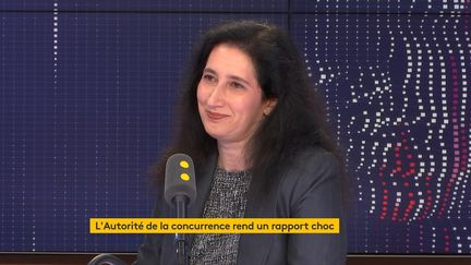 La présidente de l'Autorité de la concurrence, Isabelle de Silva, souhaite une concurrence plus équitable entre chaînes de télévision et services de vidéo à la demande. (FRANCEINFO / RADIOFRANCE)