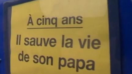 De nombreux médias s'étaient fait l'écho de l'acte de bravoure du petit garçon de 5 ans grâce à qui son père avait pu être sauvé. (FRANCE 2)