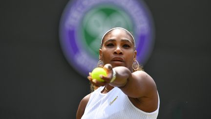 Serena Williams, le 8 juillet 2019 à Wimbledon. (GLYN KIRK / AFP)