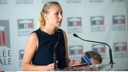 Marion Maréchal Le Pen lors d'une conférence de presse à l'Assemblée nationale à Paris, le 19 juillet 2016. (CHAMUSSY/SIPA)