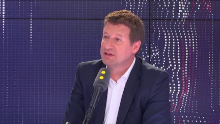 Yannick Jadot, tête de liste des écologistes pour les élections européennes, invité du "8h30 Fauvelle-Dély", lundi 1er avril 2019.&nbsp; (FRANCEINFO / RADIOFRANCE)