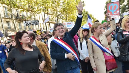 Raquel Garrido et Jean-Luc Mélenchon le 23 septembre 2017 à Paris.&nbsp; (CHRISTOPHE ARCHAMBAULT / AFP)