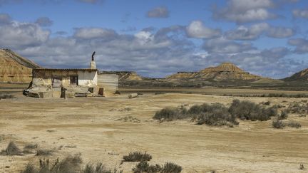 Le désert des Bardenas Reales, en Espagne, le 2 août 2024. (EMILE BARBELETTE / BIOSPHOTO / AFP)