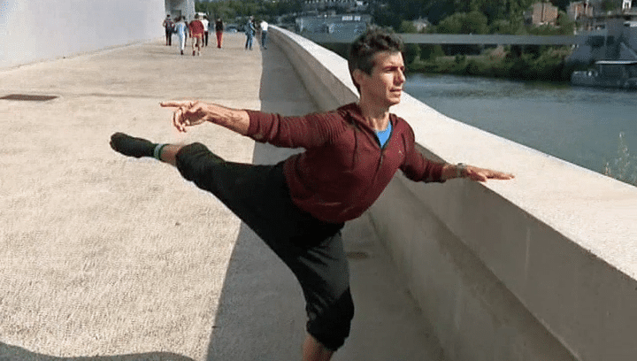 Le danseur Joaquin de Luz répète au bord de la Seine
 (France 3 / Culturebox )