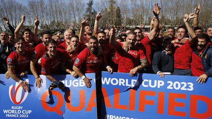 Les Espagnols célèbrent leur qualification pour la Coupe du monde 2023, le 13 mars 2022, après leur victoire face au Portugal. (SERGIO P?REZ / EFE)