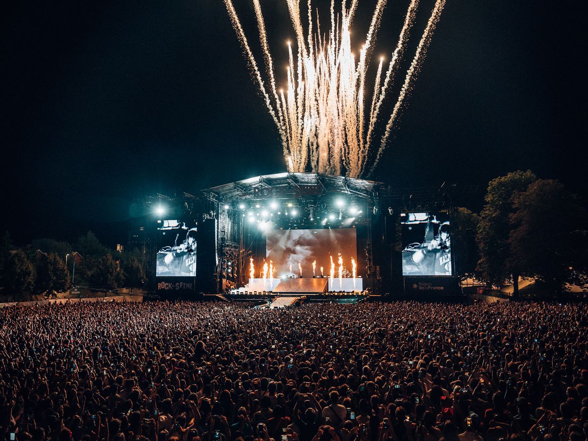 Rock en Seine 2023 : Billie Eilish, espiègle et incandescente, embrase la  première soirée du festival