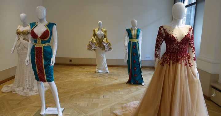 Des créations de Mehdi Kalled à l'expo "After fashion week Tunis 2015", à la Gallery Joyce à Paris, juin 2015
 (Corinne Jeammet)