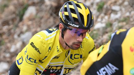 La traditionnelle arrivée en altitude de Paris-Nice n'a pas déçu. Dans la montée du col de Turini, Primoz Roglic (Jumbo-Visma) a résisté aux assauts de Daniel Felipe Martínez (Ineos Grenadiers), Simon Yates (BikeExchange) et Nairo Quintana (Arkéa-Samsic) avant de placer une accélération pour remporter l'étape. Le Slovène conforte son maillot jaune avec désormais 47 secondes d'avance sur Simon Yates. Côté Français, Guillaume Martin termine 9ème de l'étape et Pierre Latour a perdu gros au général.