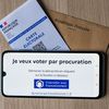 Pour les législatives, 409 226 procurations ont été validées entre les 10 et 17 juin, d'après le ministère de l'Intérieur. C'est 6,5 fois plus qu'à la même période avant les élections de 2022. (JEAN-MARC BARRERE / HANS LUCAS / AFP)