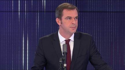 Olivier Véran, le ministre des Solidarités et de la Santé était l'invité du "8h30 franceinfo", jeudi 29 octobre 2020. (FRANCEINFO / RADIOFRANCE)