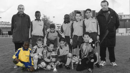 N'Golo Kanté, 11 ans, lors d'un tournoi à Issy-les-Moulineaux (92), avec son équipe de la JS Suresnes en 2002. (JS Suresnes)