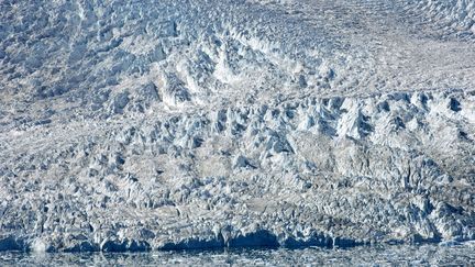 La calotte glacière dans le fjord Johan Petersen, à Tiniteqilaaq, sur la côte est du Groenland, le 5 juillet 2020.&nbsp; (PHILIPPE ROY / PHILIPPE ROY)