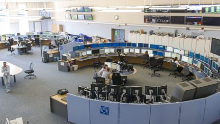 &nbsp; (Salle de contrôle du CERN à Genève en Suisse © Maxppp)