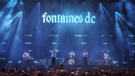 Le groupe de rock Fontaines DC lors du festival Rock en Seine, le 25 août 2022, à Paris. (FRED DUGIT / MAXPPP)