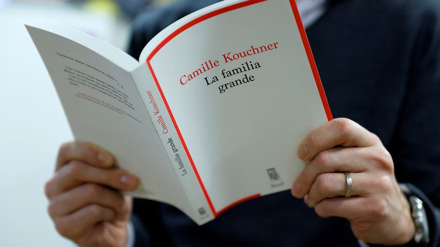 Camille Kouchner Christine Angot Catherine Allégret Claude Ponti le livre un briseur du