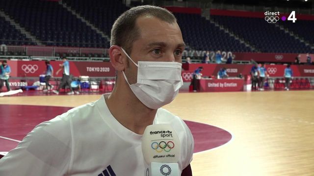 Michaël Guigou et les Bleus de Handball ont réussi à renverser une équipe égyptienne conquérante. Les Français sont en finale des JO pour la 4e fois de leur histoire et sont assurés d'obtenir une médaille.