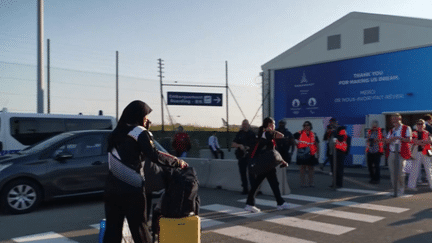 Le jour d’après la fin des Jeux, c’est aussi celui du départ pour les athlètes. Le matin du lundi 12 août, il y avait du monde à l’aéroport de Roissy-Charles De Gaulle. Aéroports de Paris a dû gérer plus de 10 000 athlètes, 64 000 accréditations et 114 000 bagages.