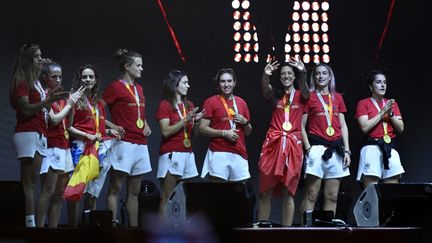 Les championnes du monde espagnoles à Madrid après leur titre, le 22 août 2023. (BURAK AKBULUT / AFP)