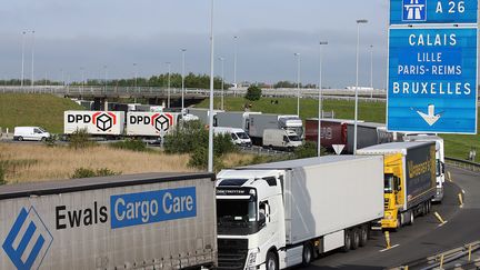 Le gouvernement envisage une nouvelle taxe pour les poids lourds