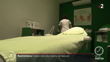 Un salon de beauté (France 2)