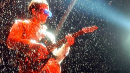 Le chanteur de Muse, Matthew Bellamy, à Carhaix en juillet 2010
 (Fred Tanneau / AFP)