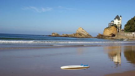 &nbsp; (Située en bord de mer, Biarritz offre des nombreuses possibilités de sports nautiques © Indigo / Fotolia)